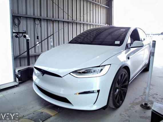 TESLA MODEL X 2022 7SAXCBE6XNF358250 image
